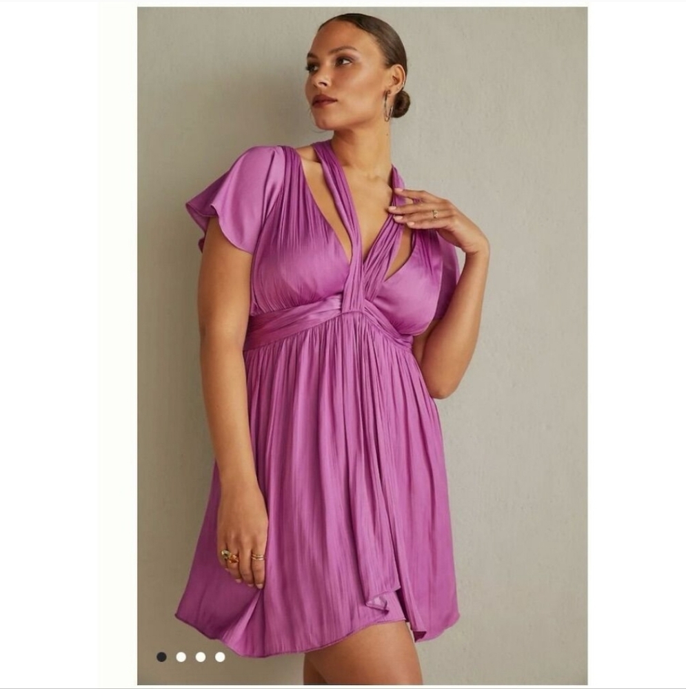 Anthropologie Women's Purple Deep V-Neck Vibrant Mini Dress Short Sleeve Size 8